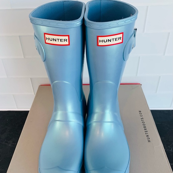 Hunter Huntress Light Blue Winter/ Rain Boot, w/ box, size 9 - Picture 2 of 6